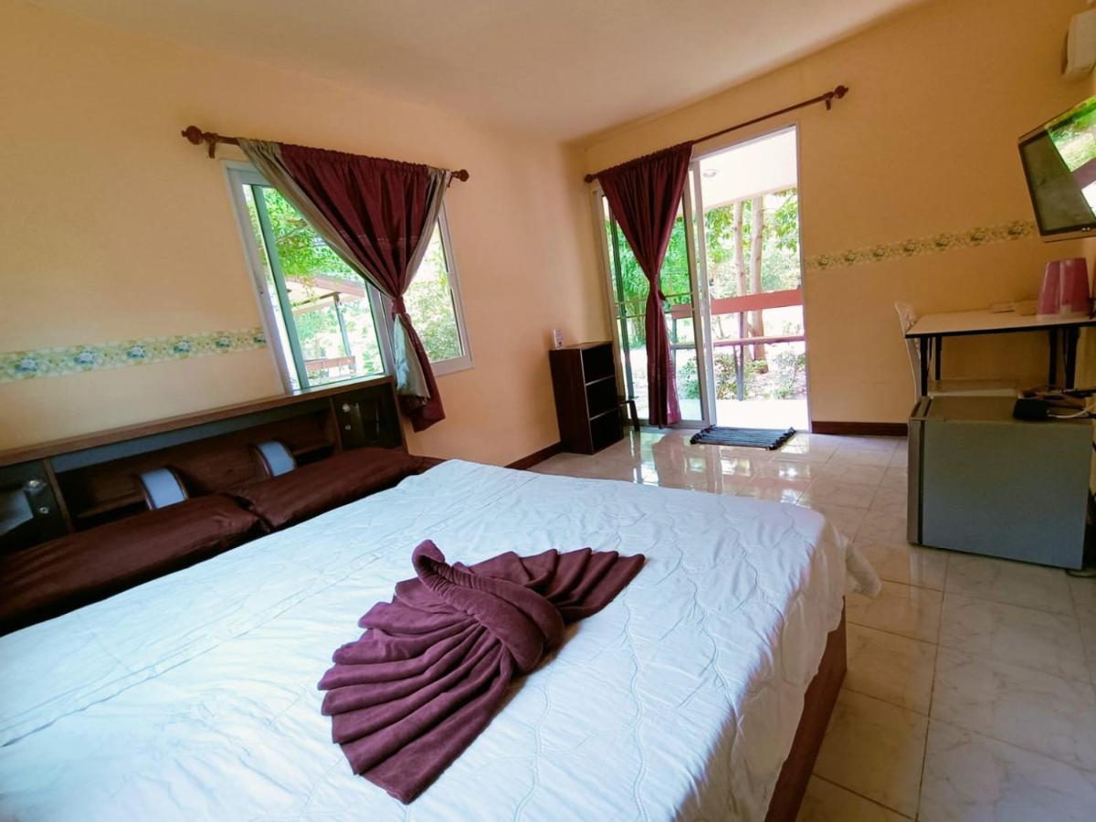 Win Gray Homestay Resort Pathiu Eksteriør bilde